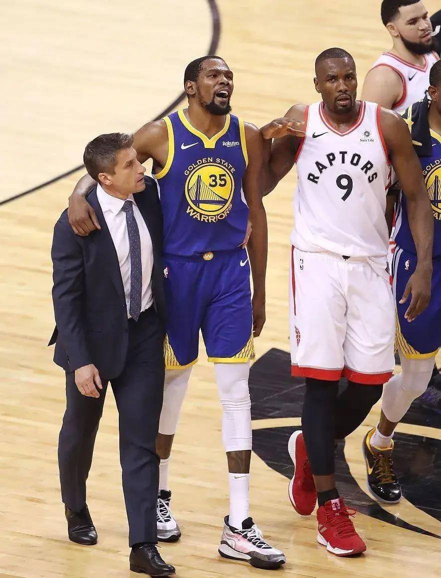 热那亚战胜巴勒莫，让球迷欢呼雀跃的简单介绍